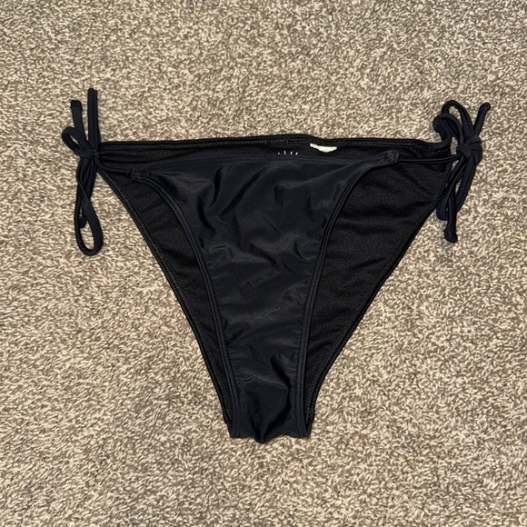 Hollister Black Tie-Side Bikini Bottom - Picture 1 of 4